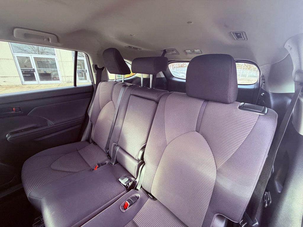 used 2023 Toyota Highlander car, priced at $27,988