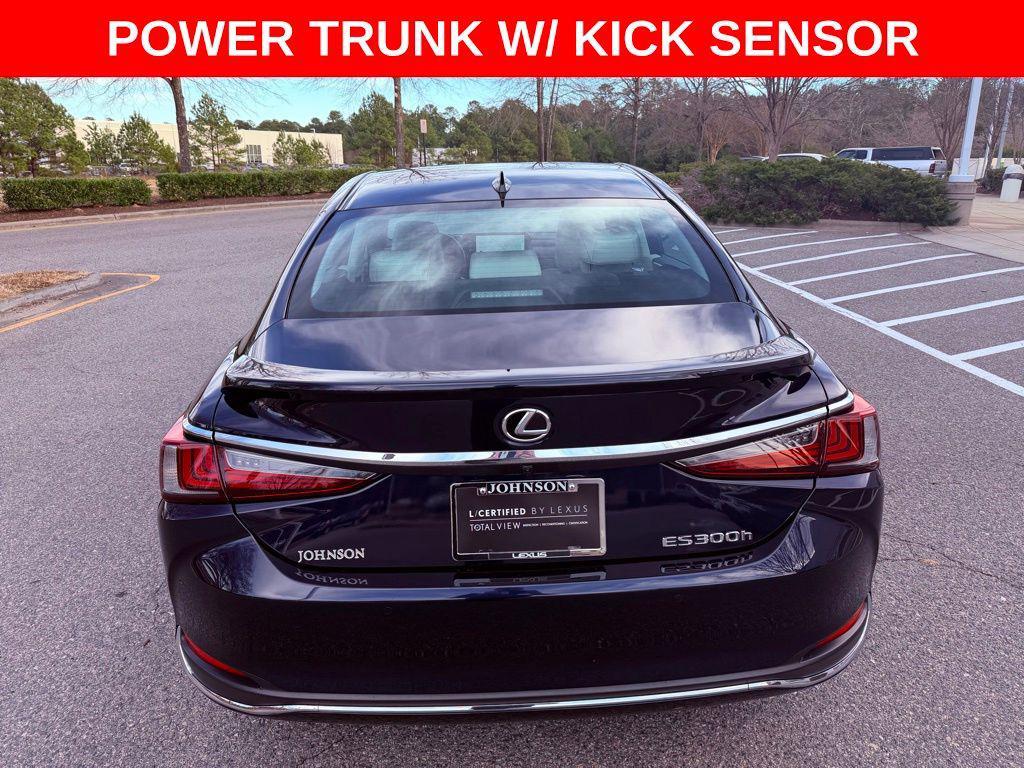 used 2025 Lexus ES 300h car, priced at $43,988