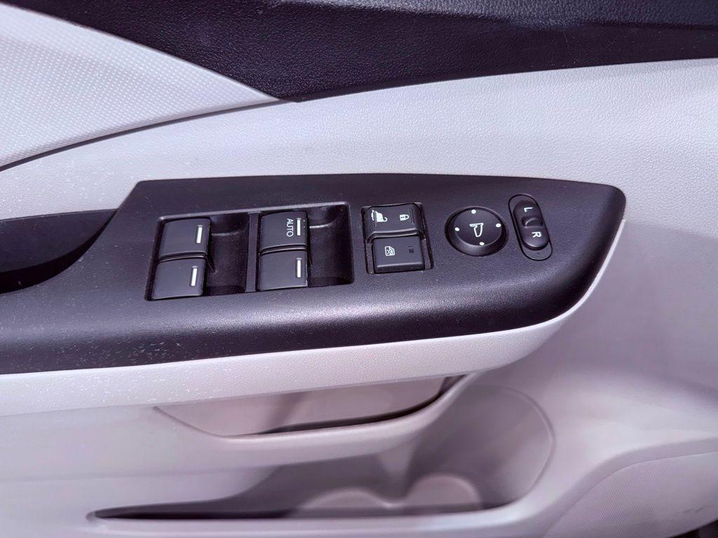 used 2014 Honda CR-V car, priced at $15,988