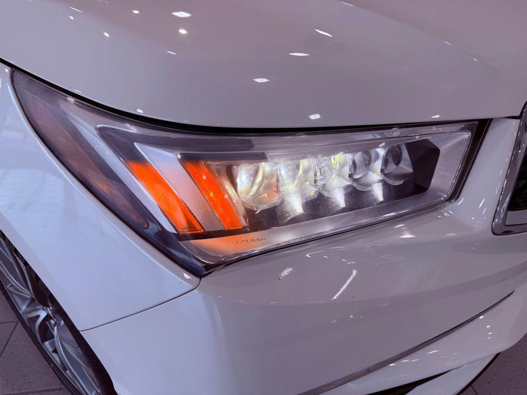 used 2018 Acura MDX car, priced at $17,988