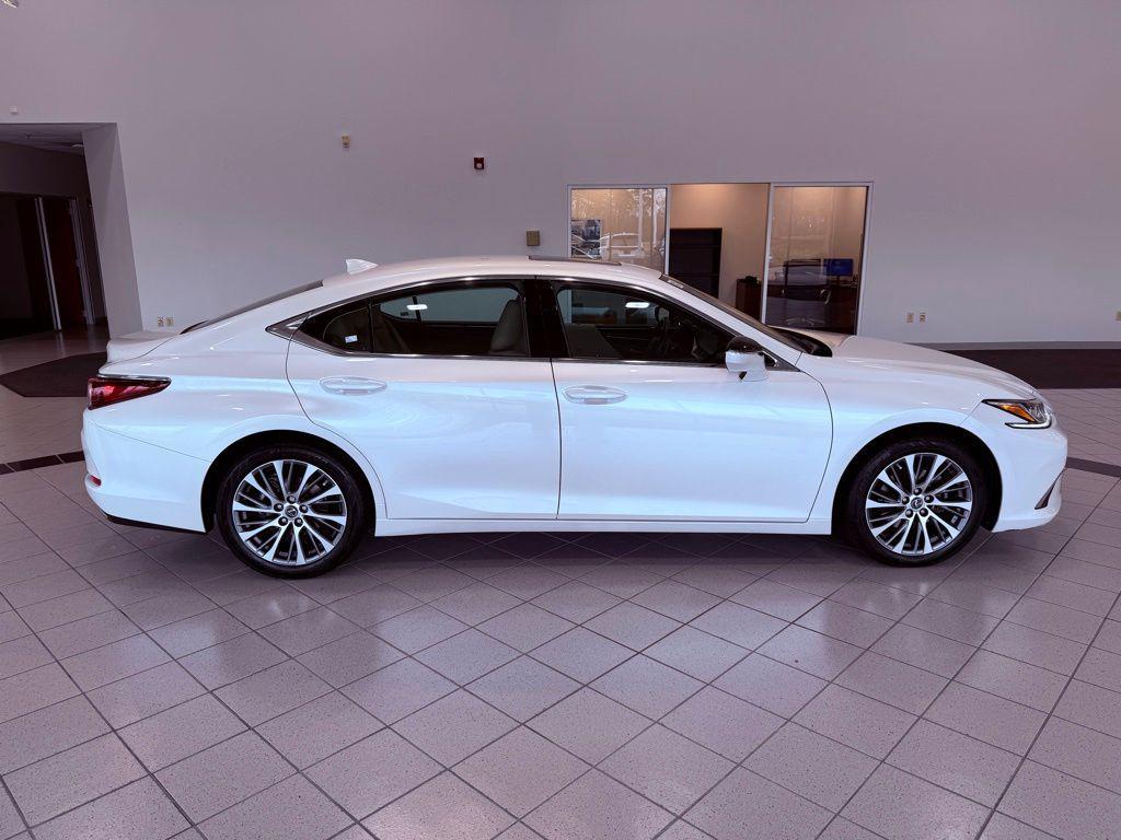used 2020 Lexus ES 350 car, priced at $26,888