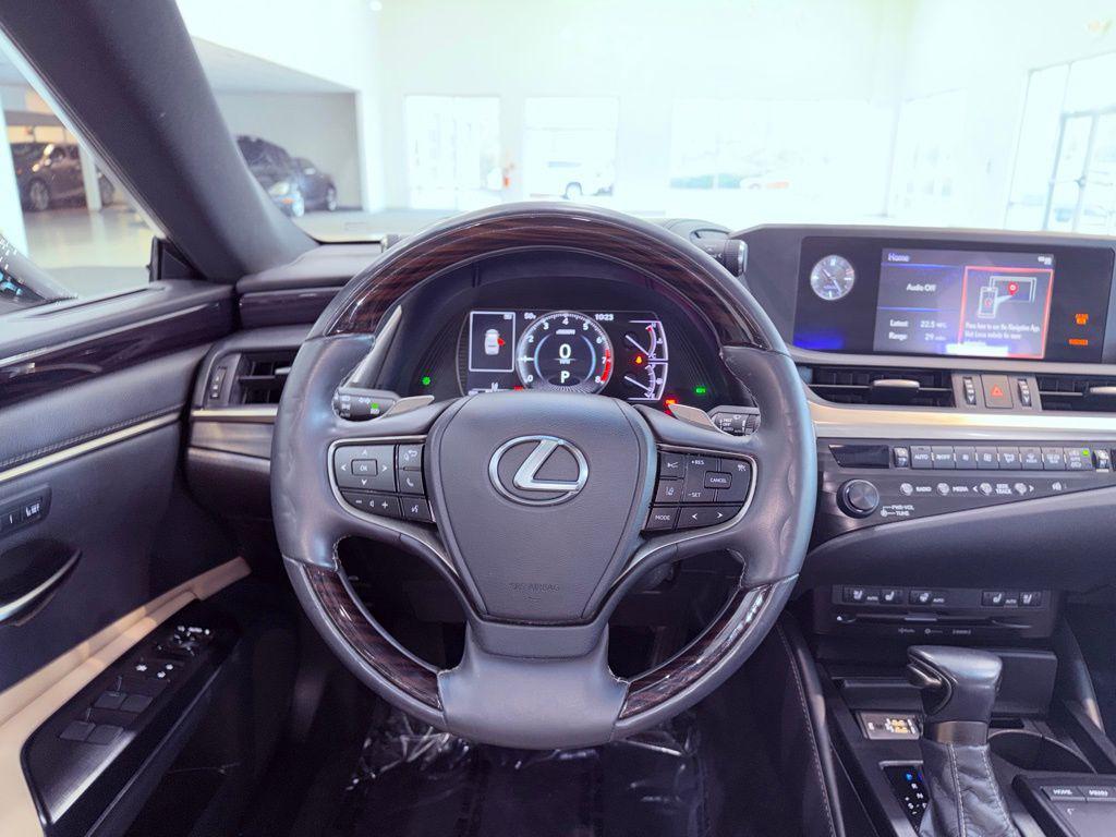 used 2020 Lexus ES 350 car, priced at $26,888