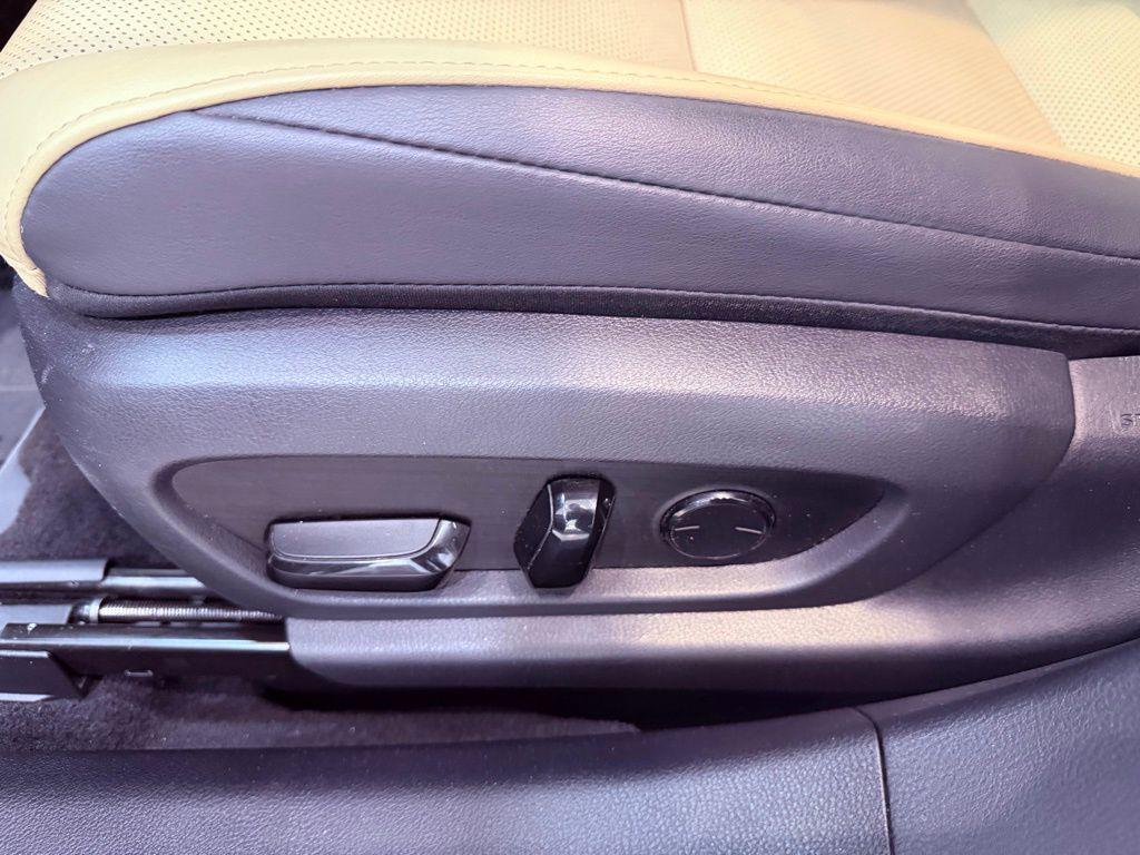 used 2020 Lexus ES 350 car, priced at $26,888