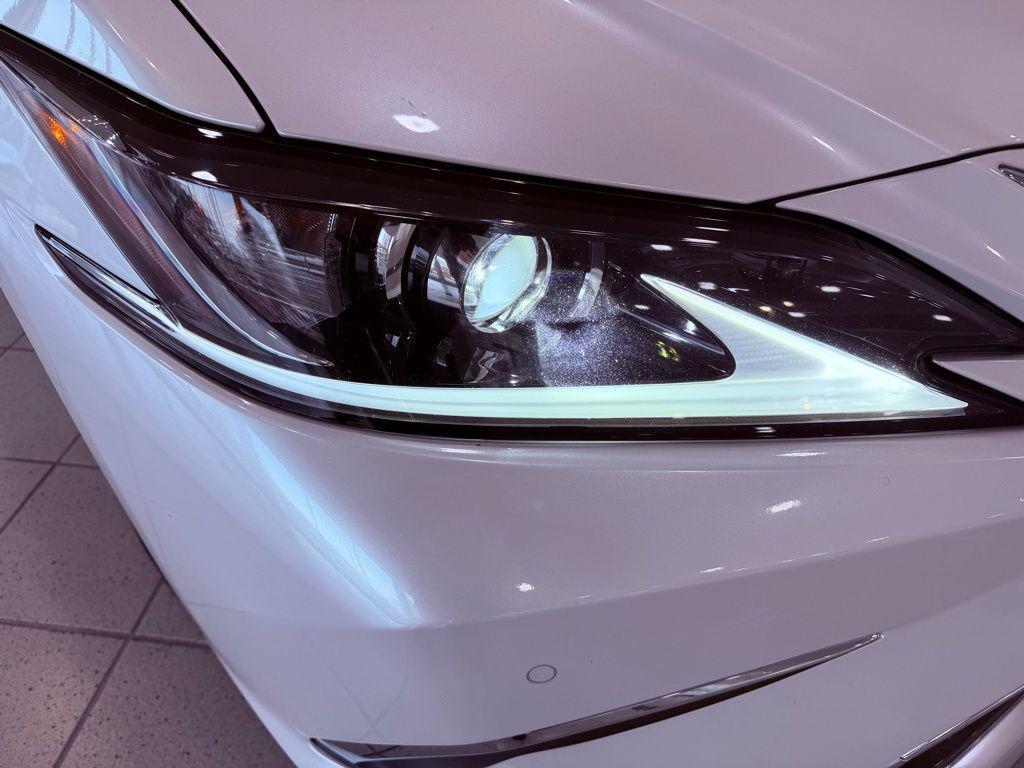 used 2020 Lexus ES 350 car, priced at $26,888