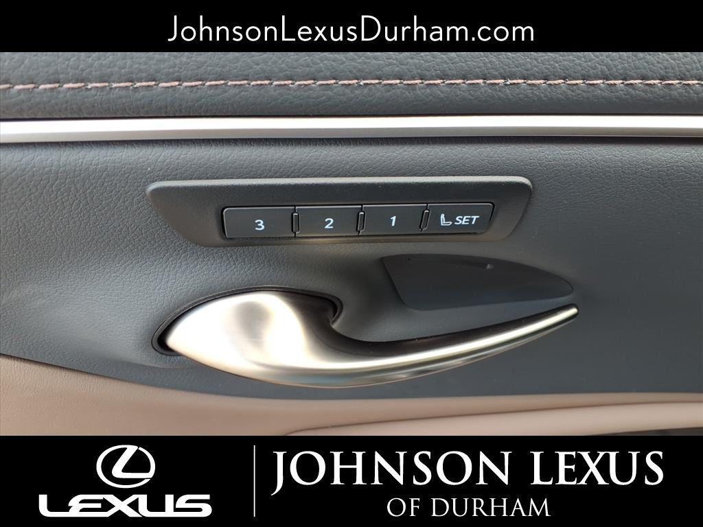 new 2025 Lexus ES 350 car, priced at $50,623