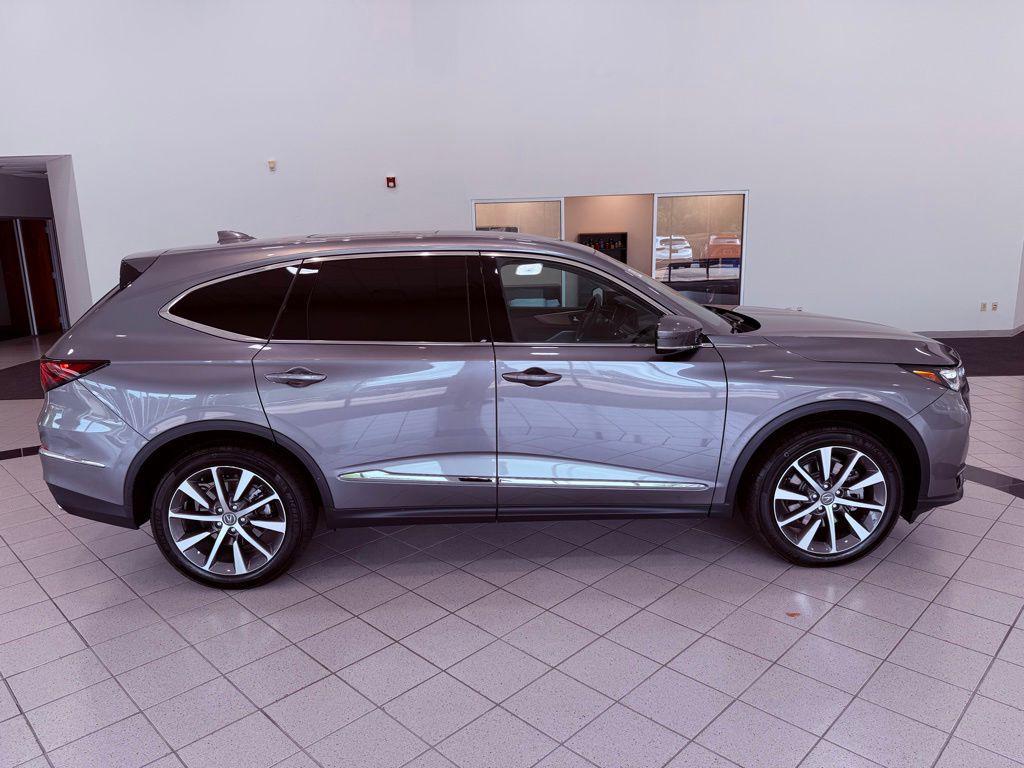 used 2025 Acura MDX car, priced at $50,888