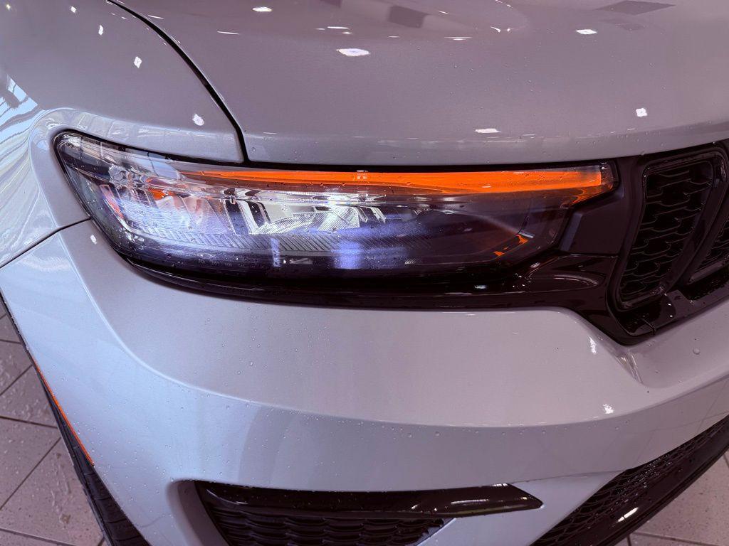 used 2024 Jeep Grand Cherokee car, priced at $31,988