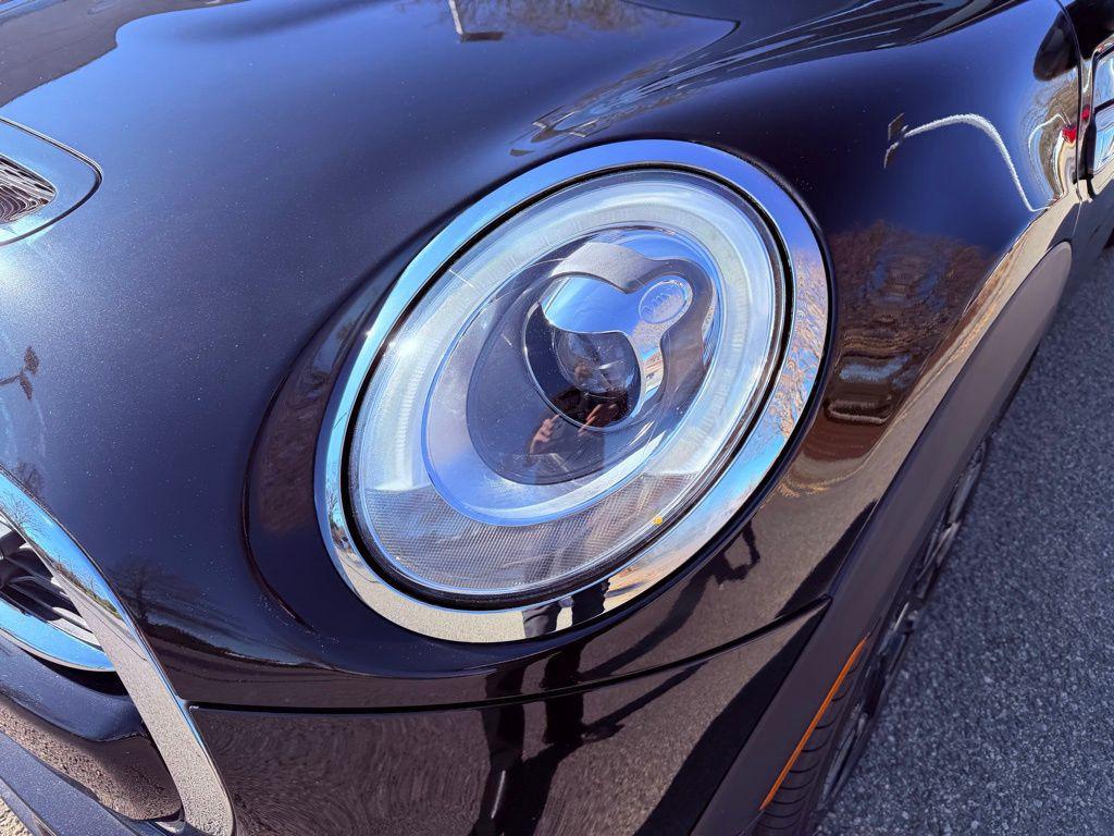 used 2018 MINI Hardtop car, priced at $16,988