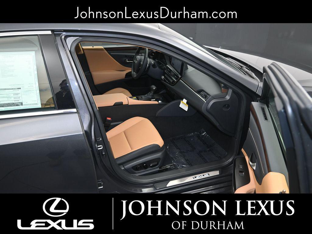 new 2025 Lexus ES 350 car, priced at $51,533