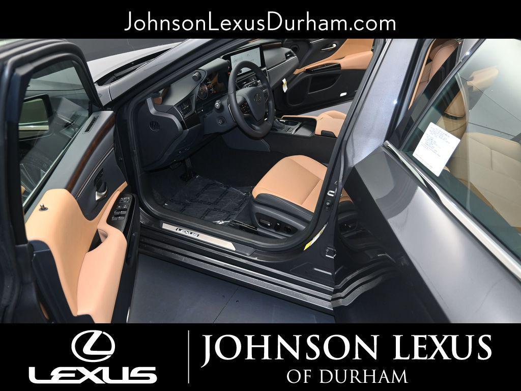 new 2025 Lexus ES 350 car, priced at $51,533