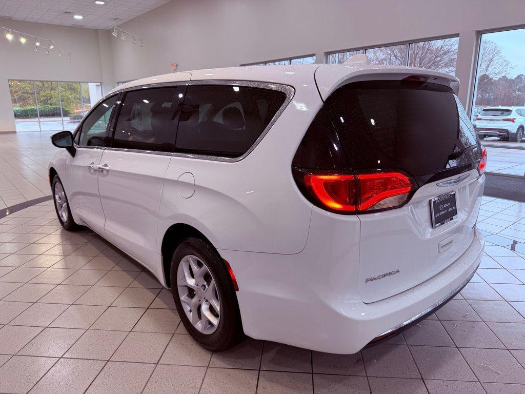 used 2017 Chrysler Pacifica car, priced at $11,988