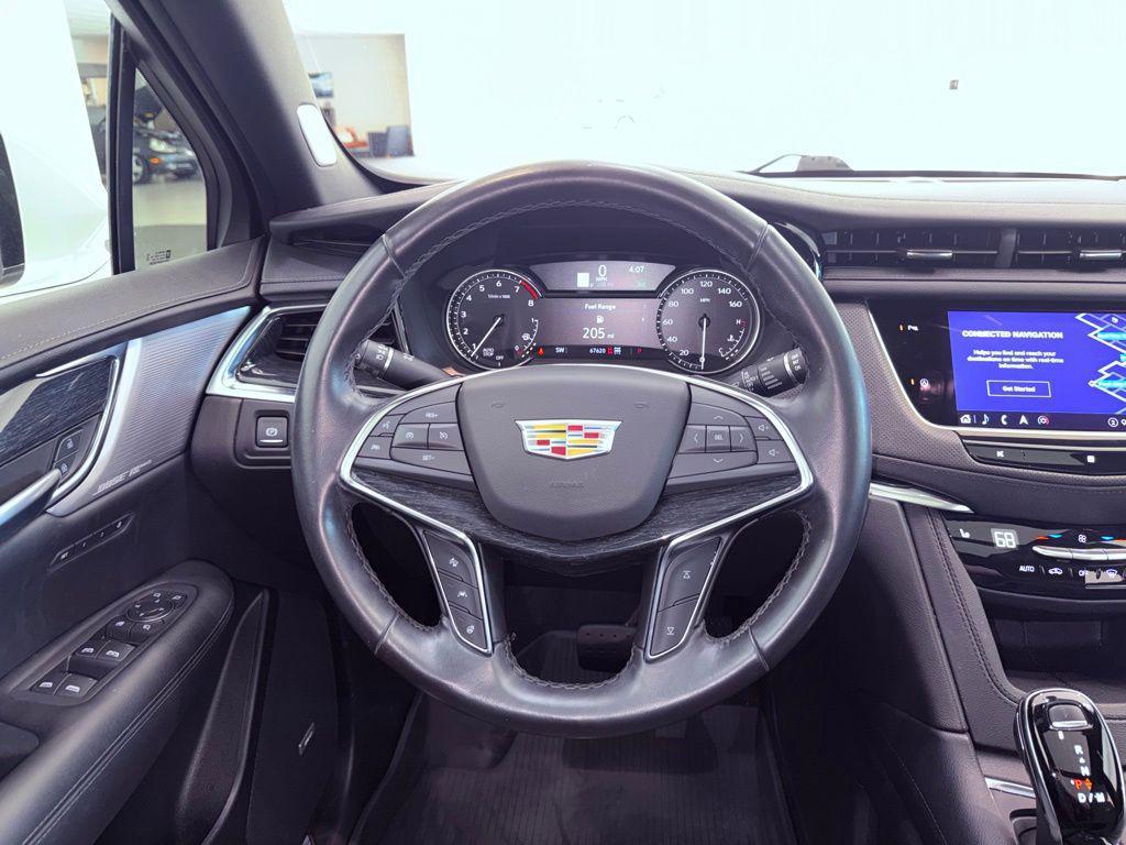 used 2021 Cadillac XT5 car, priced at $25,786