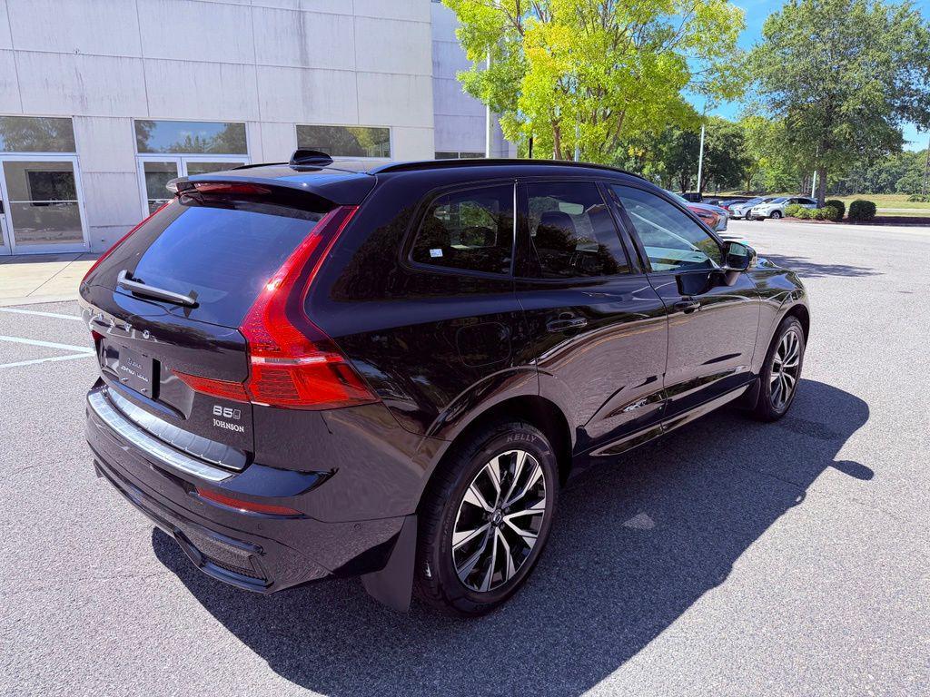 used 2024 Volvo XC60 car, priced at $33,887