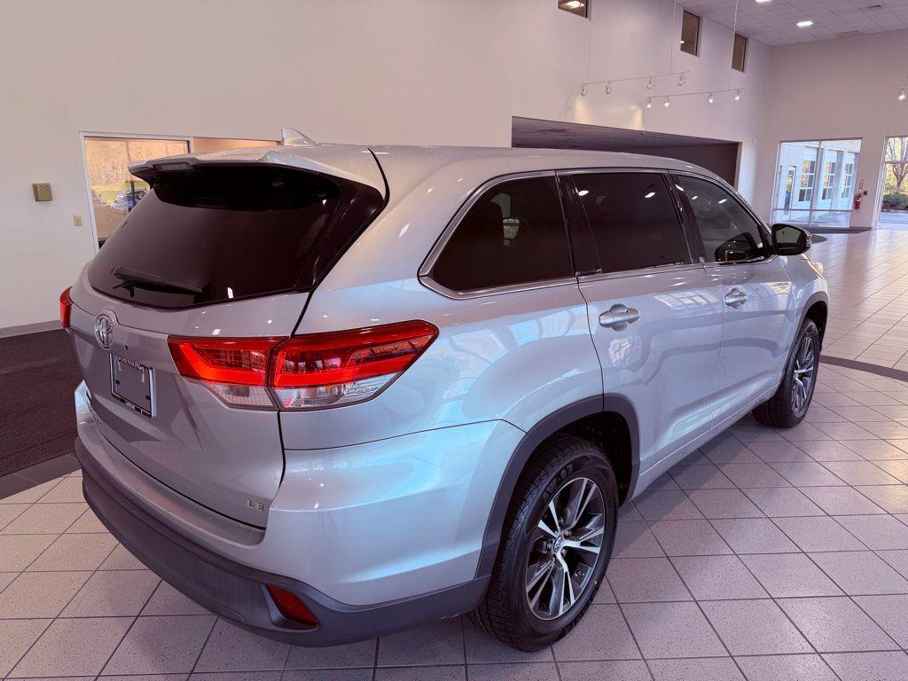 used 2018 Toyota Highlander car, priced at $14,988