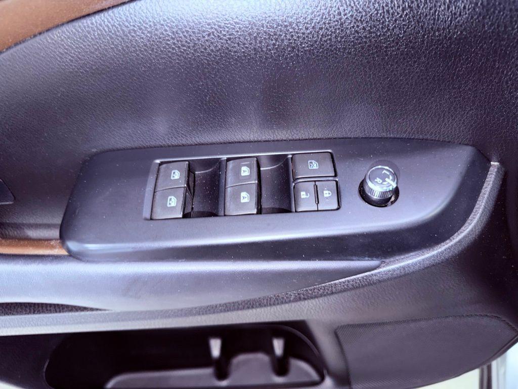 used 2018 Toyota Highlander car, priced at $14,988