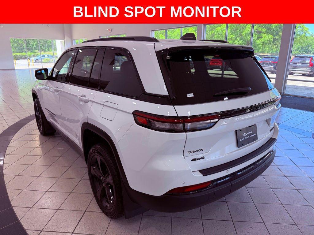 used 2024 Jeep Grand Cherokee car, priced at $37,488