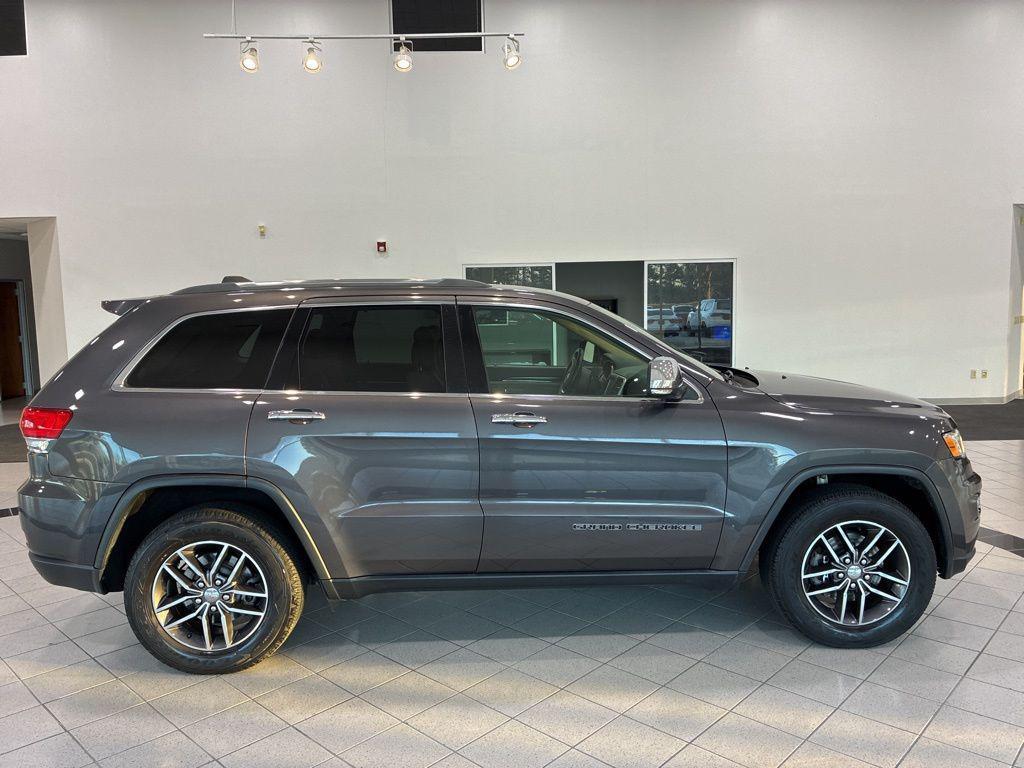 used 2018 Jeep Grand Cherokee car, priced at $13,488