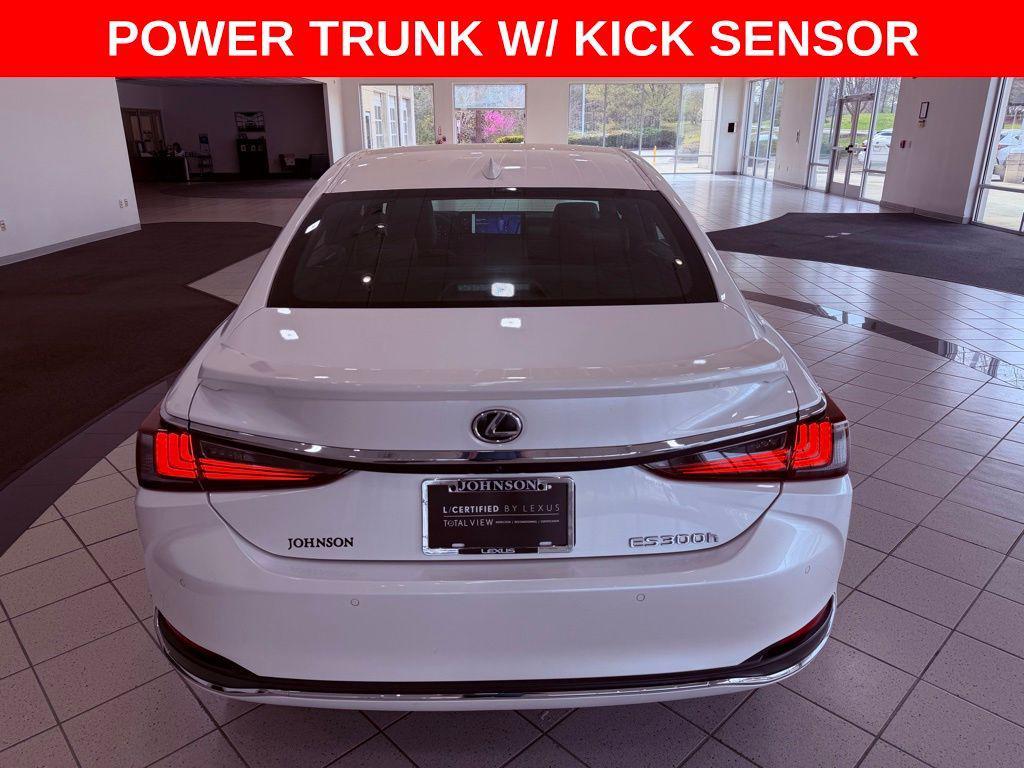 used 2025 Lexus ES 300h car, priced at $44,888