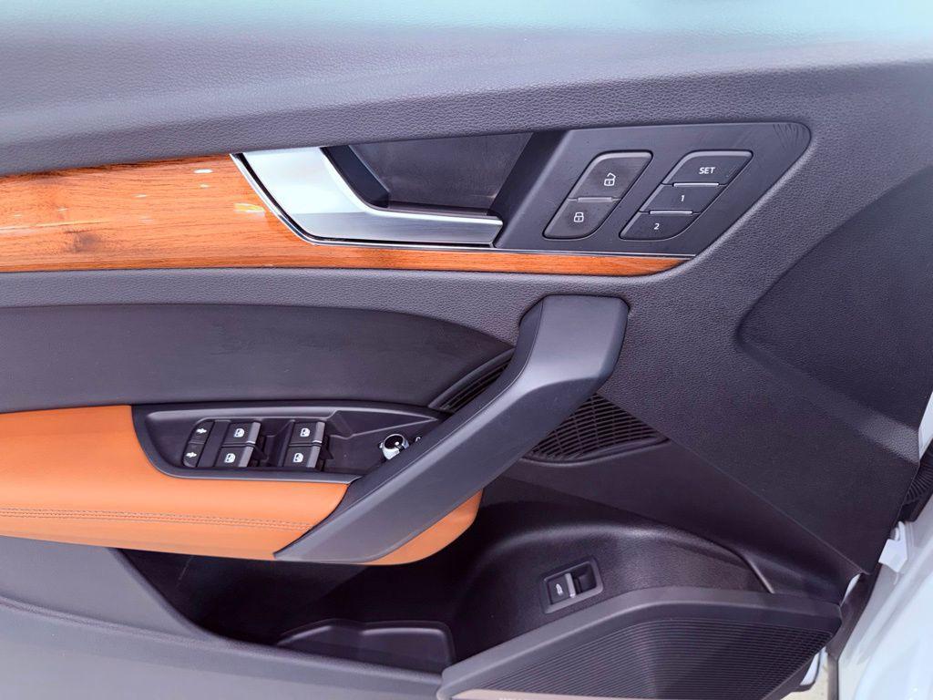 used 2021 Audi Q5 car, priced at $28,888