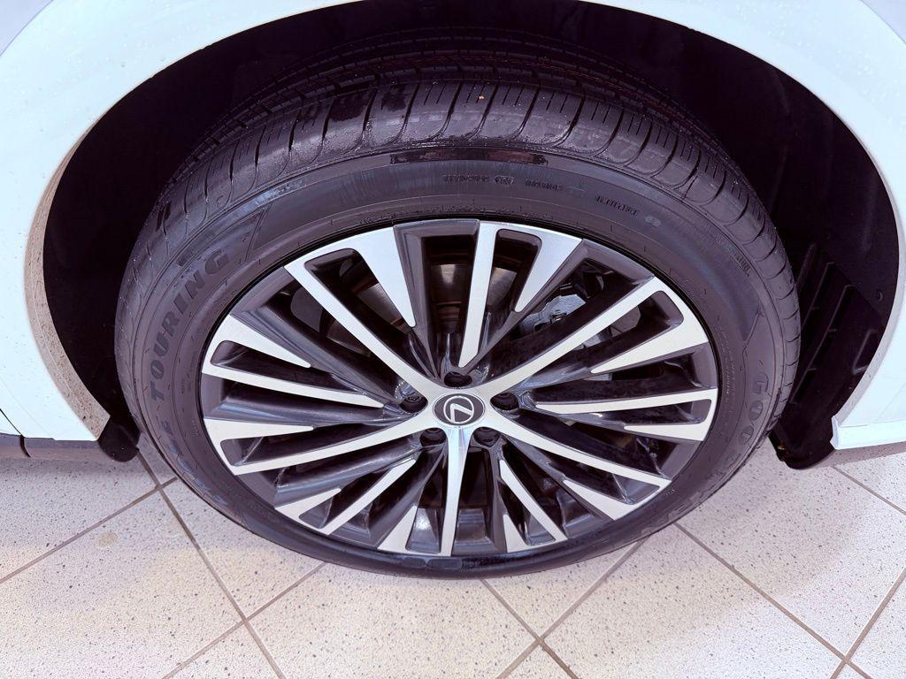 used 2024 Lexus RX 350 car, priced at $47,988