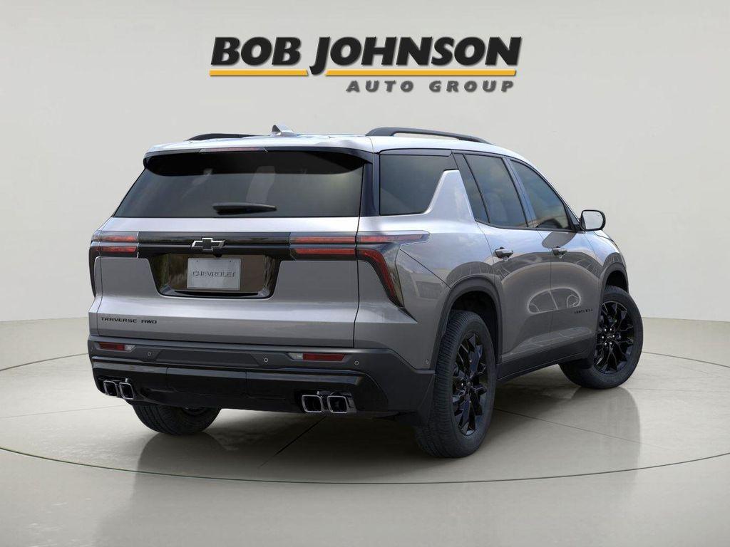 new 2026 Chevrolet Traverse car, priced at $49,075