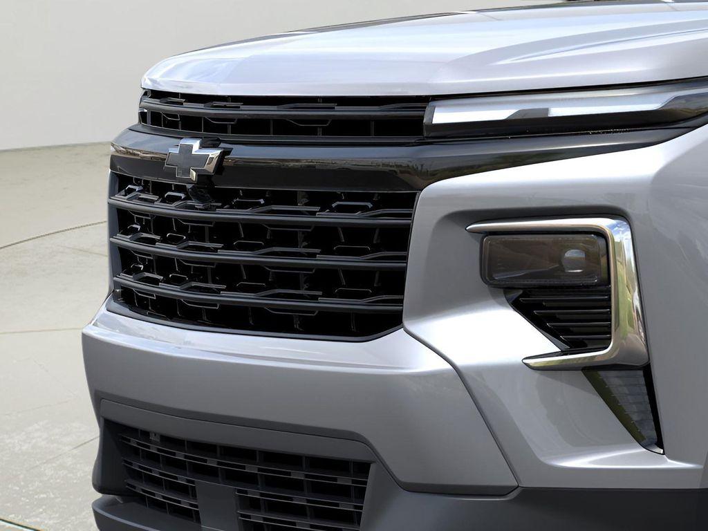 new 2026 Chevrolet Traverse car, priced at $49,075