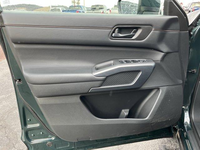 used 2024 Nissan Pathfinder car, priced at $34,900