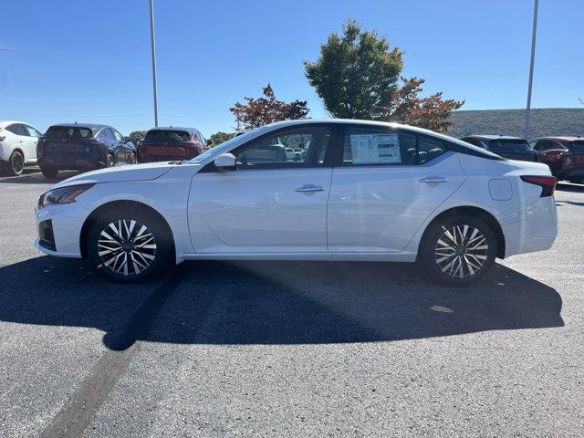 new 2025 Nissan Altima car, priced at $27,700