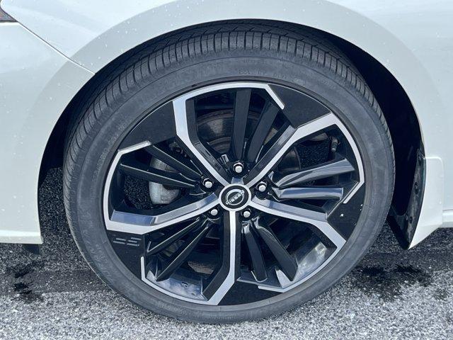 used 2023 Nissan Altima car, priced at $25,400
