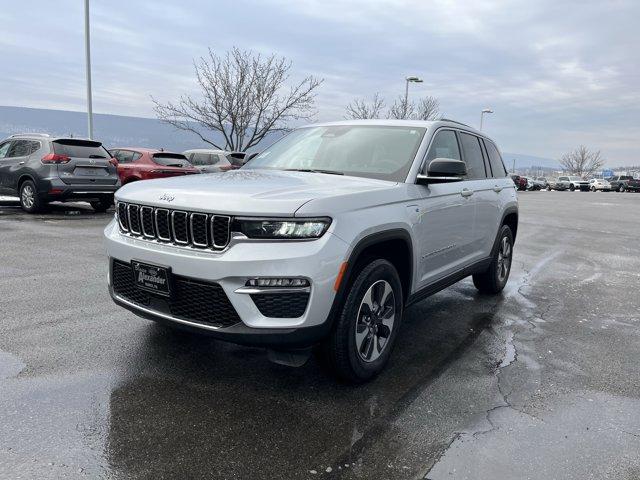 used 2022 Jeep Grand Cherokee car, priced at $27,900