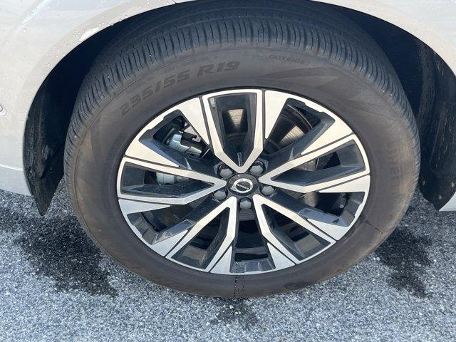 used 2025 Volvo XC60 car, priced at $37,800