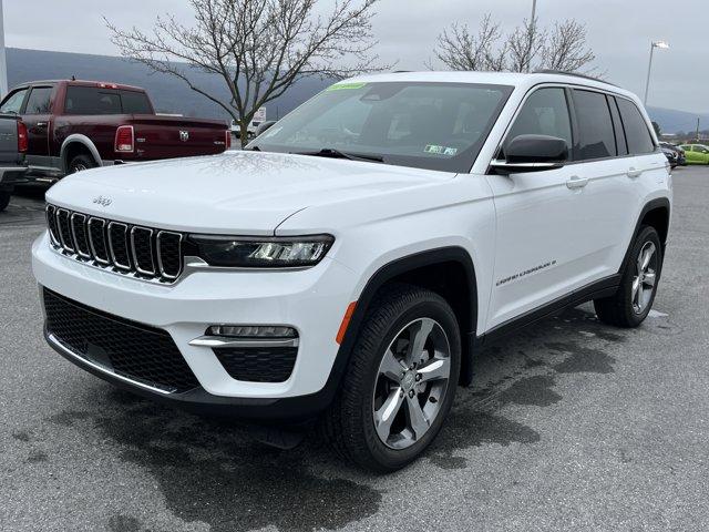 used 2025 Jeep Grand Cherokee car, priced at $39,000