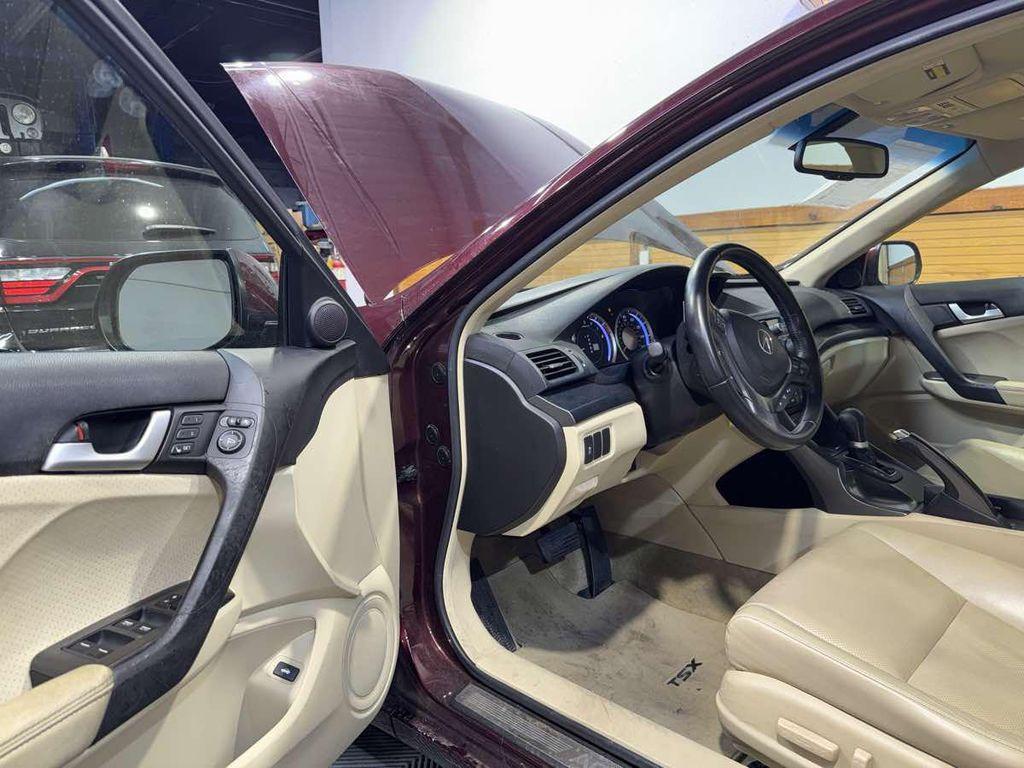 2011 Maroon Acura TSX
