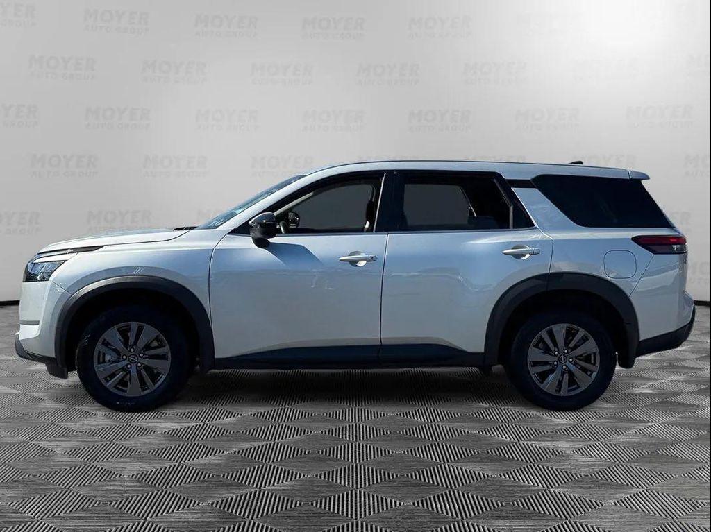 used 2024 Nissan Pathfinder car, priced at $28,999
