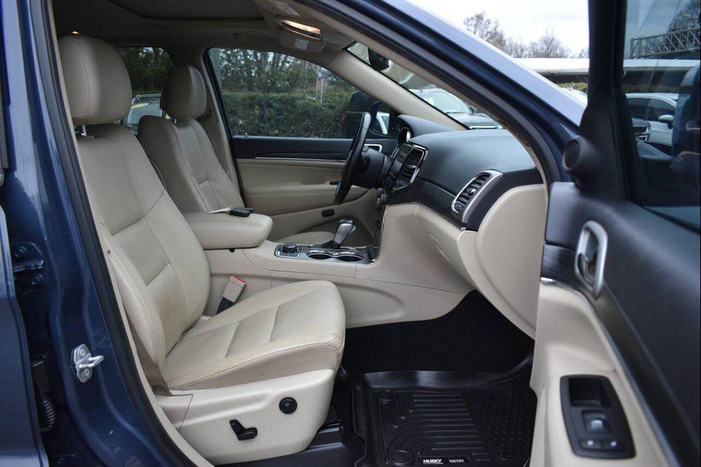 used 2020 Jeep Grand Cherokee car, priced at $17,990