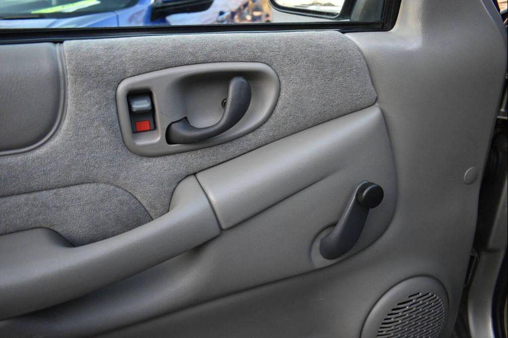 used 2001 GMC Sonoma car, priced at $9,990