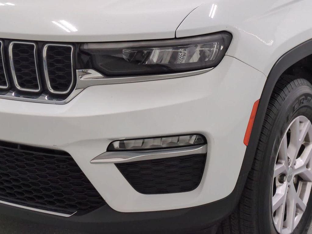 used 2022 Jeep Grand Cherokee car, priced at $22,940