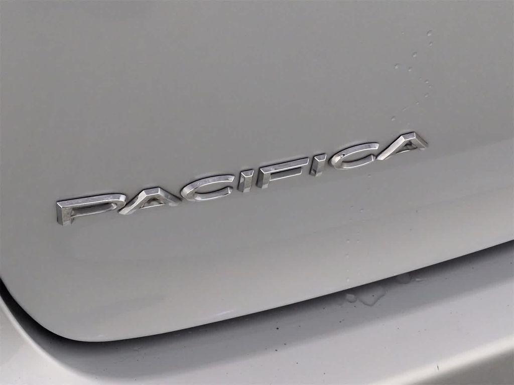 used 2024 Chrysler Pacifica car, priced at $28,101