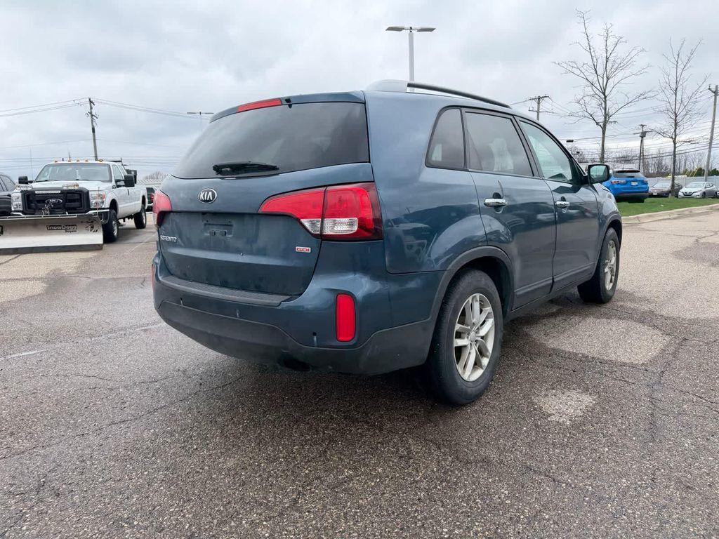 used 2014 Kia Sorento car, priced at $3,999