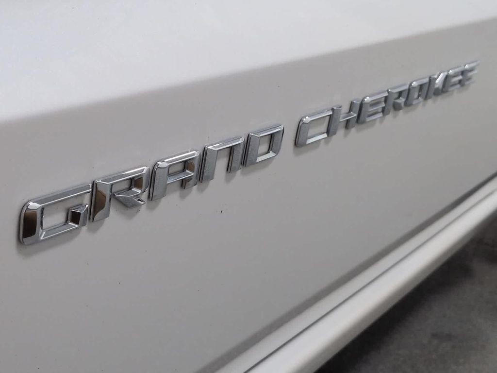 used 2016 Jeep Grand Cherokee car, priced at $17,503