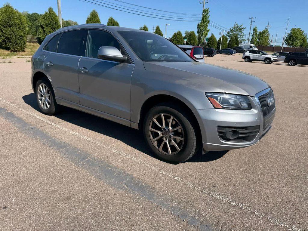 used 2011 Audi Q5 car, priced at $3,103