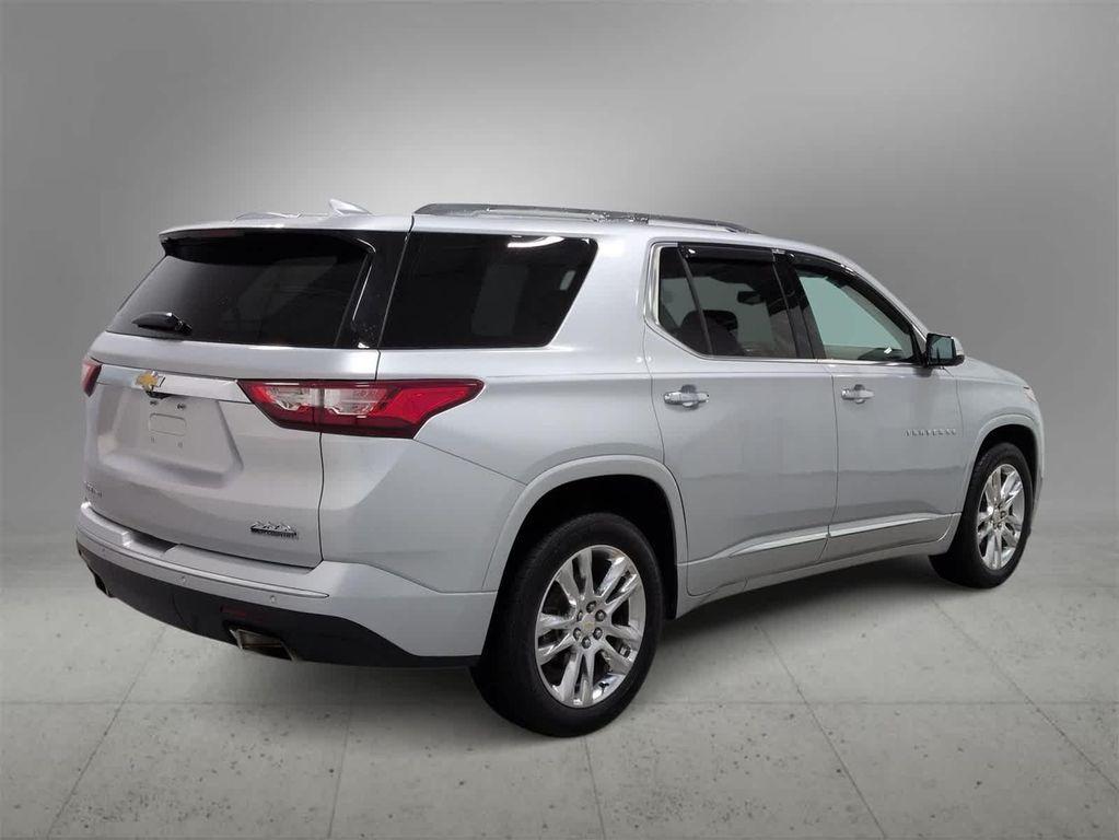 used 2020 Chevrolet Traverse car, priced at $18,374