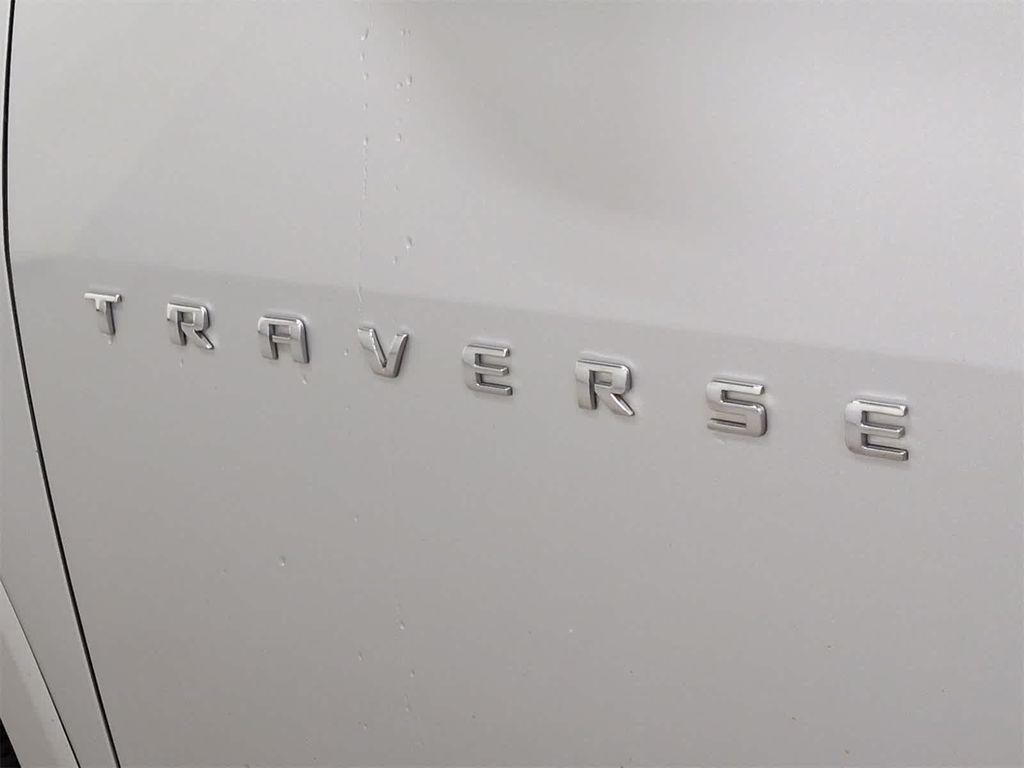 used 2020 Chevrolet Traverse car, priced at $18,374