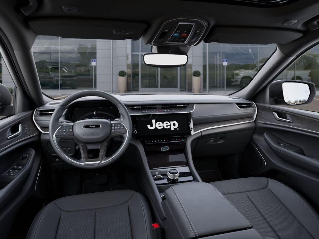 new 2026 Jeep Grand Cherokee car, priced at $51,571
