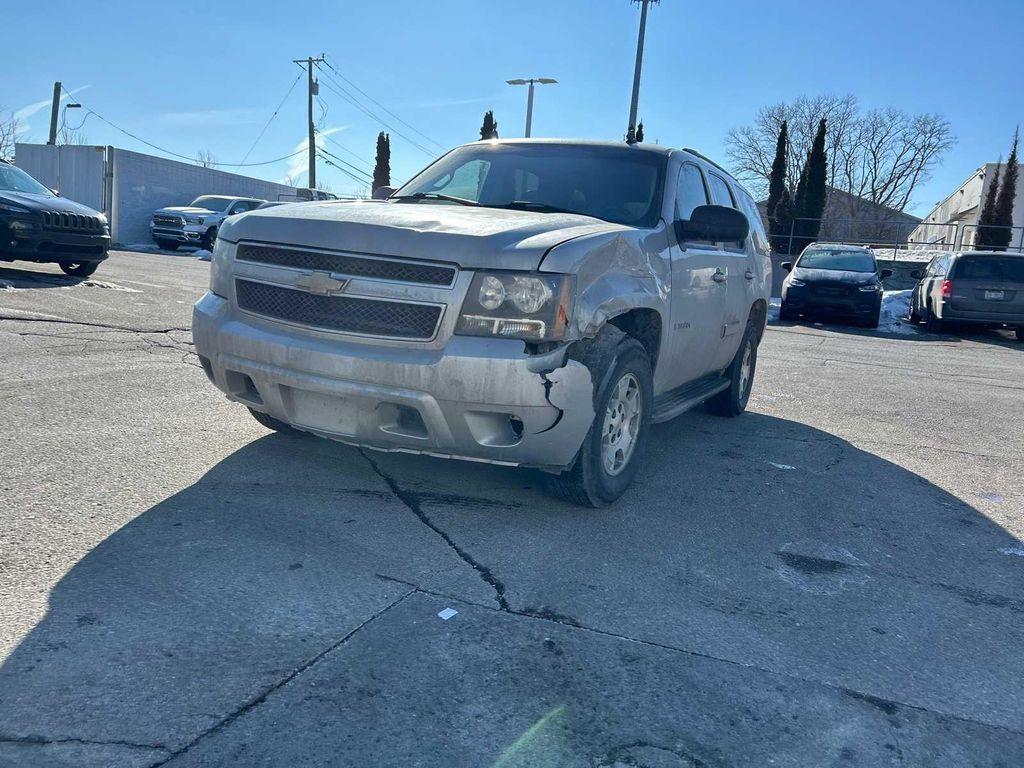 used 2007 Chevrolet Tahoe car, priced at $1,100