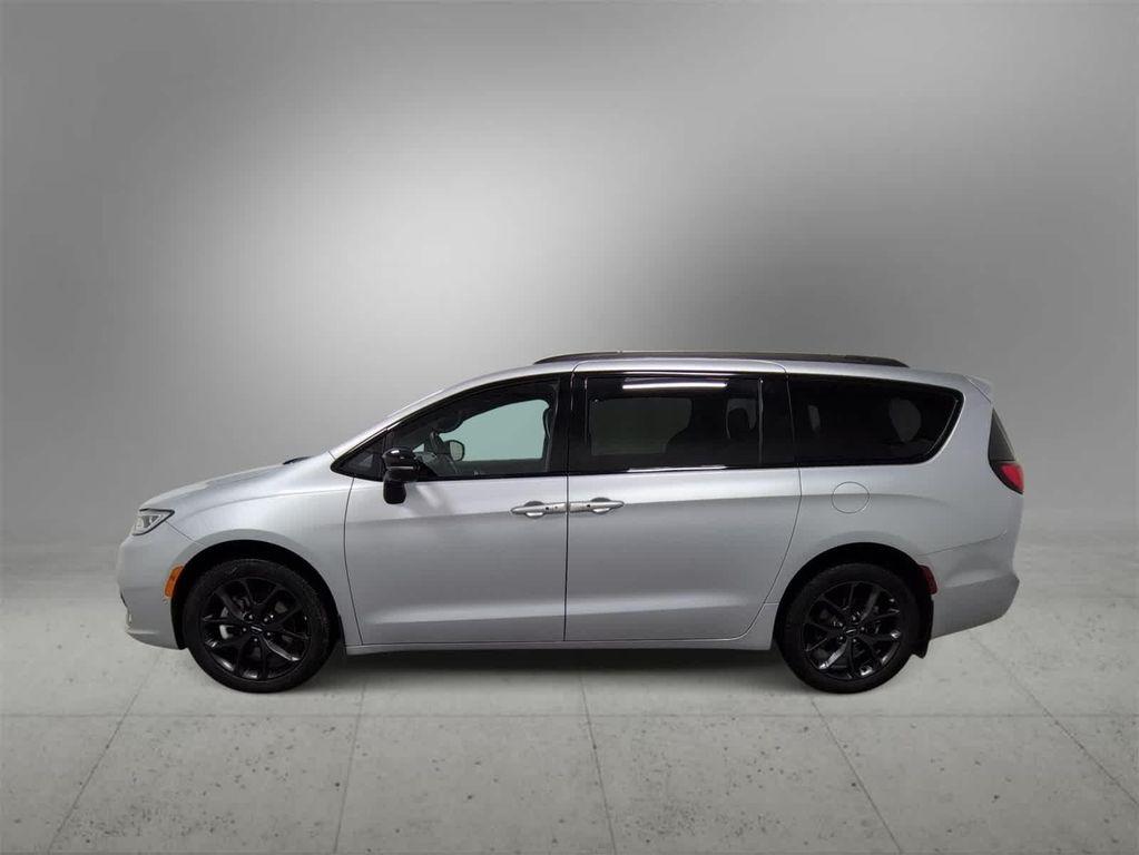 used 2023 Chrysler Pacifica car, priced at $34,995