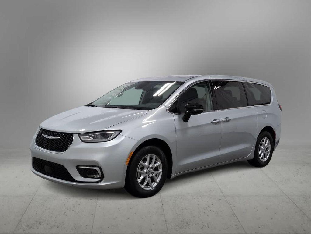 used 2024 Chrysler Pacifica car, priced at $26,177