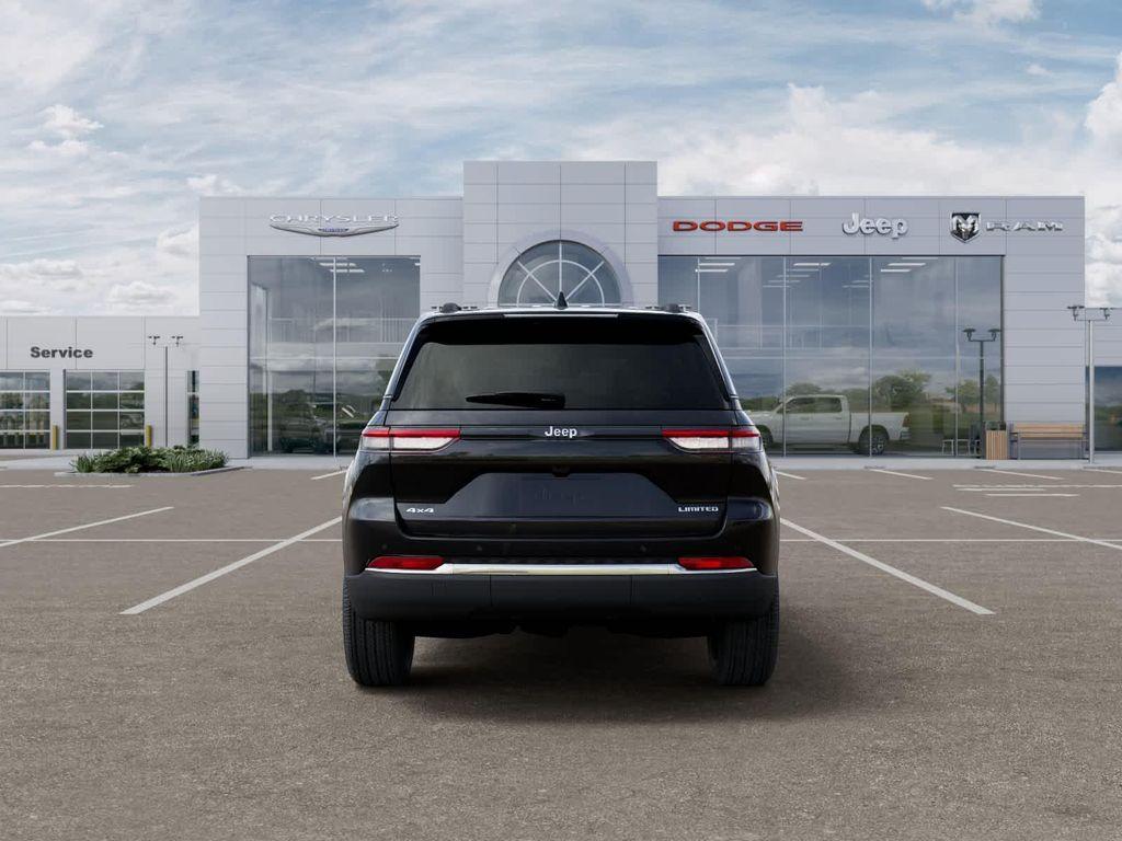 new 2026 Jeep Grand Cherokee car, priced at $45,039