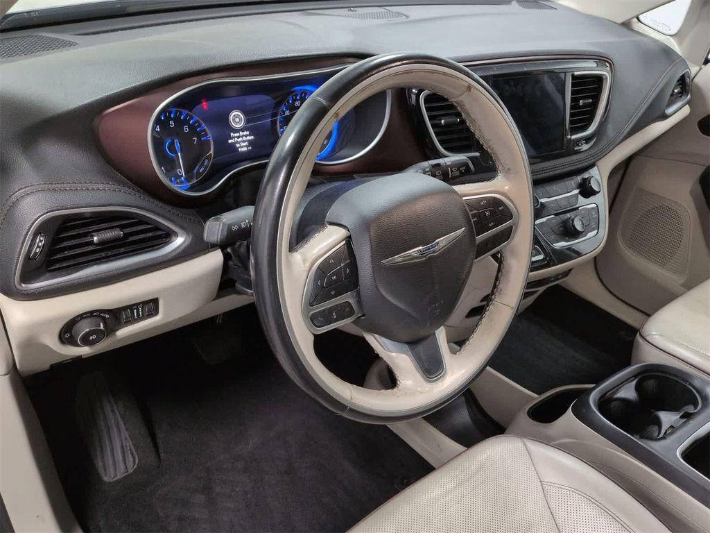 used 2020 Chrysler Pacifica car, priced at $18,660
