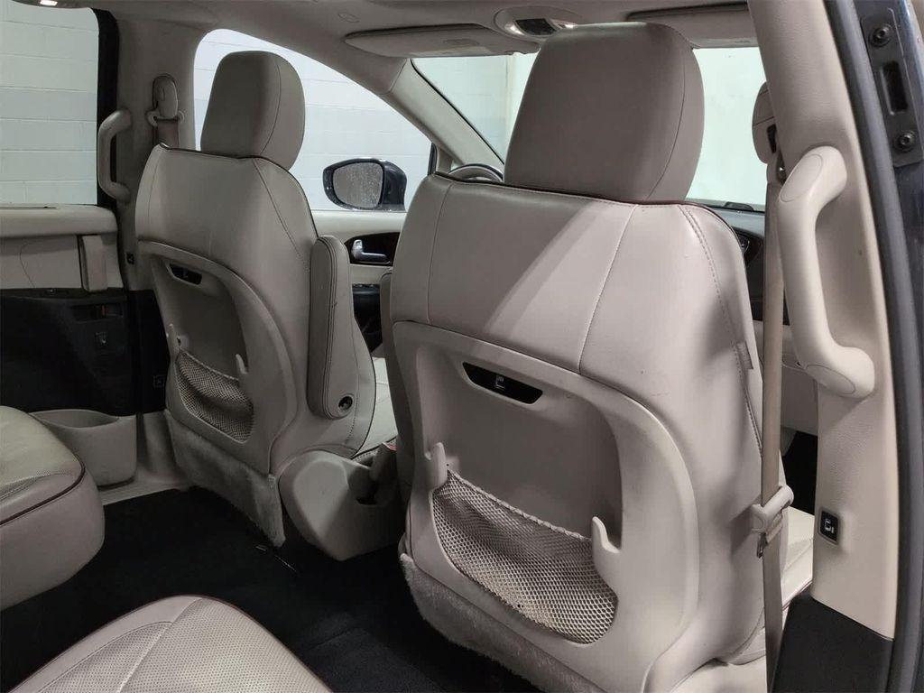 used 2020 Chrysler Pacifica car, priced at $18,660